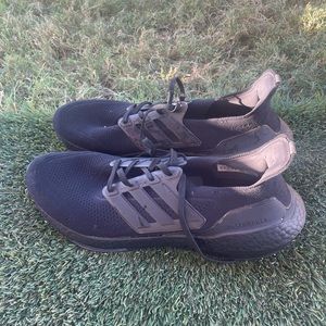 Men’s Adidas Ultraboost 21 Running Shoes 14